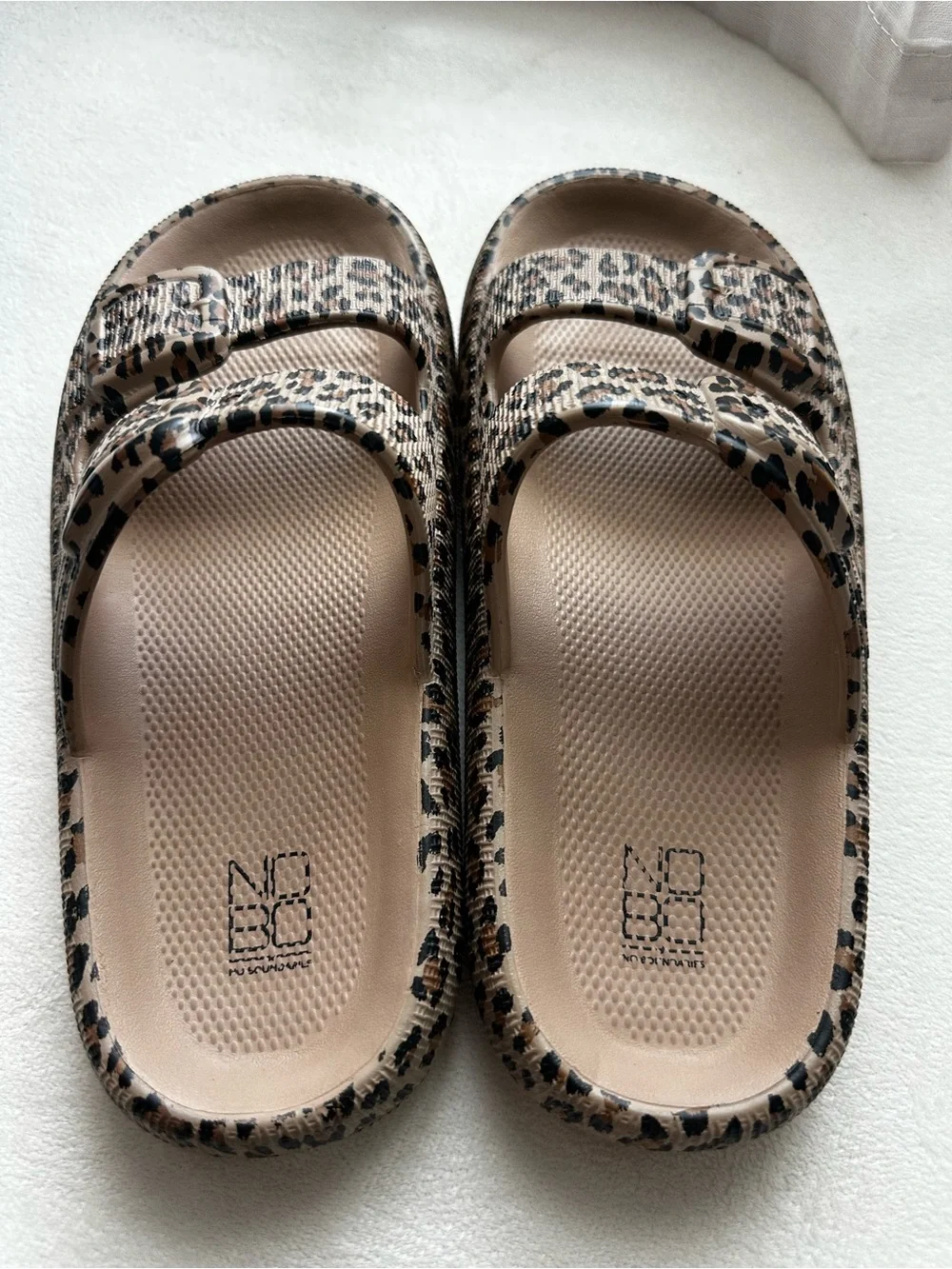 Leopard Print Dual-Strap Slide Sandals - Beige/Black size 7/7.5 - Picture 3 of 3